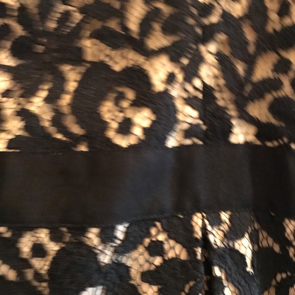 Milly black lace top - Picture 3 of 5